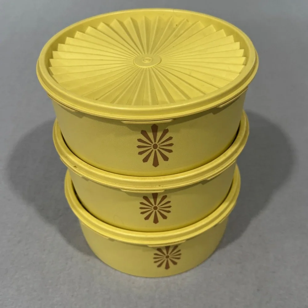 Tupperware Servalier Bowls Set of 3 Yellow Vintage Starburst Sunburst Lids USA